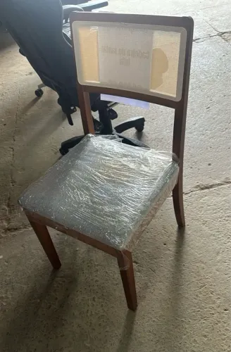 Cadeira de Jantar Em Madeira Pronta Entrega