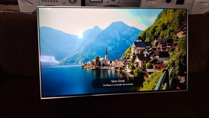 TV LG SMART 49" SEMI-NOVA (SEM OS PÉS)