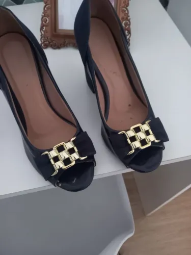 Lindo peep toe