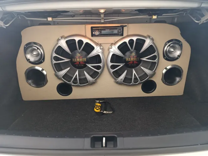 Vende-se Caixa de Som Automotivo Completa