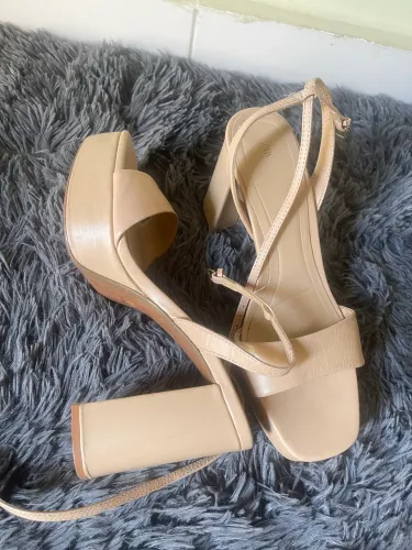 Meia pata zara