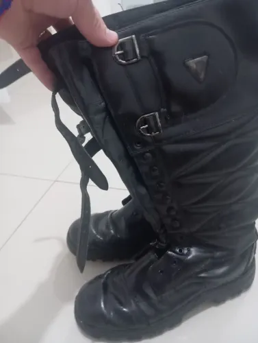 Botas motoqueiro 44