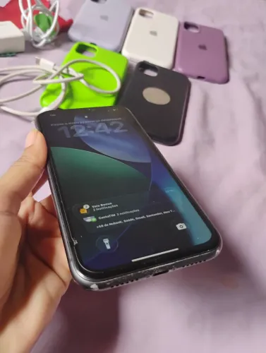 iPhone 11 Preto 64GB - Tela ORIGINAL - Face ID OK - Carregador Novo + 5 Capinhas!