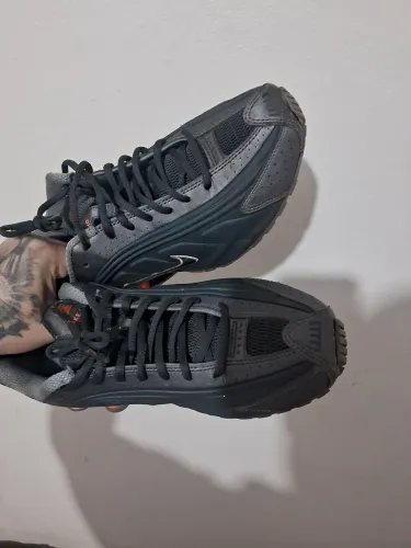 Nike Shox R4 original