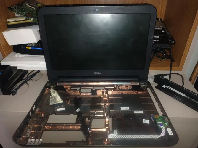 Carcaça de Notebook Dell (Peças)