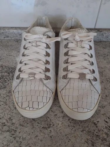 Tênis Feminino Casual Le Lis Blanc tam. 37