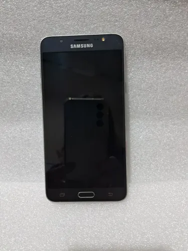 Celular Samsung Galaxy J7 metal