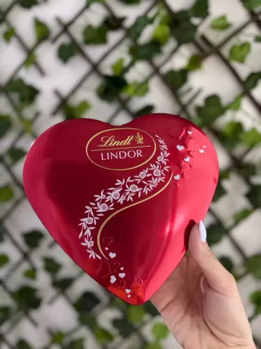 Lata decorativa Lindt
