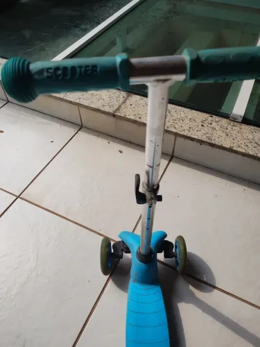 Patinete infantil,rodas com led, altura ajustável