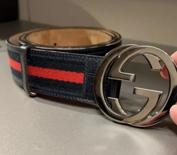 Belíssimo cinto Gucci navy