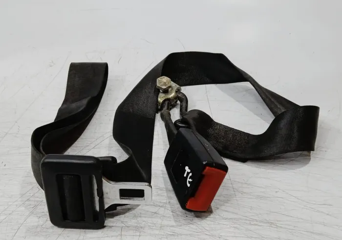 Cinto de Segurança Com Engate Traseiro Audi A3 2005  