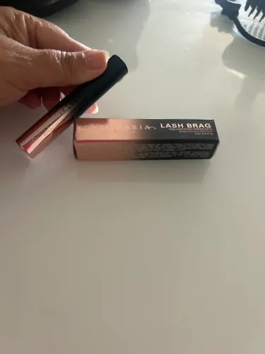 Máscara de cílios Anastácia Lash Brag 