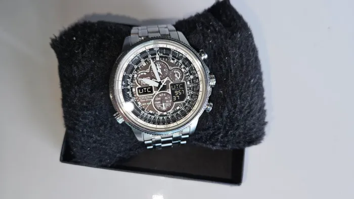 Relógio citizen eco driver navihawk A-T 