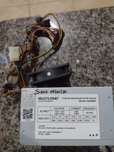 Fonte de Alimentação Bivolt - Multilaser. 200w