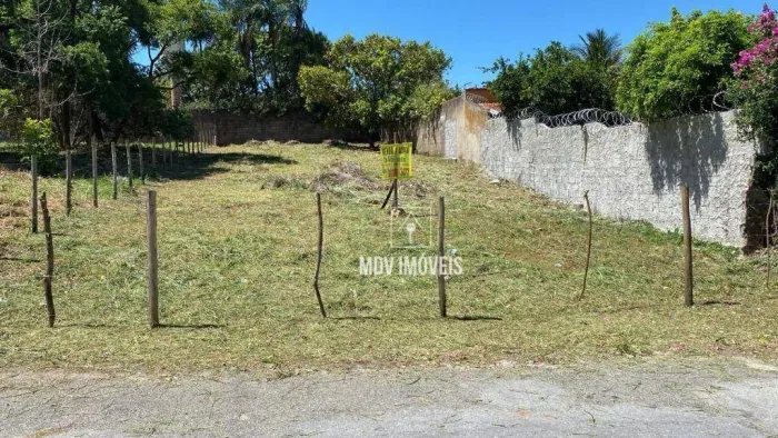 Lote Comercial Plano 546m² em Santa Luzia | Próximo à Rua Direita | Ótimo para Investiment
