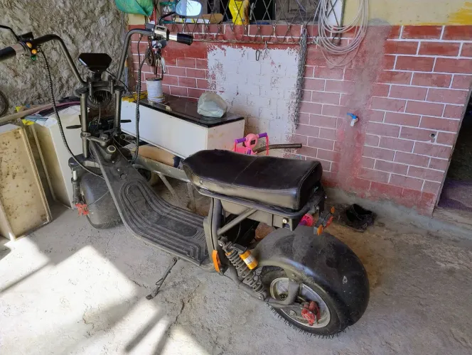 Scooter elétrica 