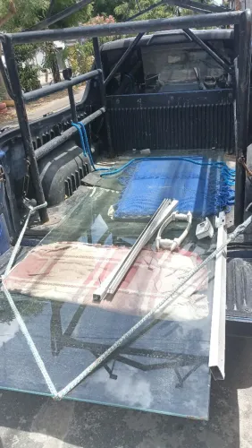 Porta de vidro de correr 270 de Altura, Largura 87, centímetros troco polinha de Madeira