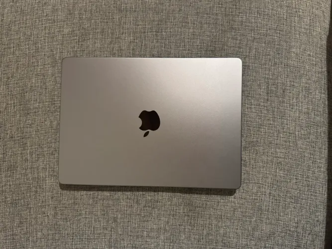 macbook pro 2021
