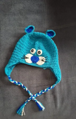 Touca Infantil Tricot Feito à mão