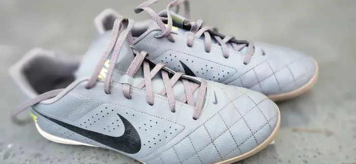 Vendo chuteira Nike Bomba finale 2