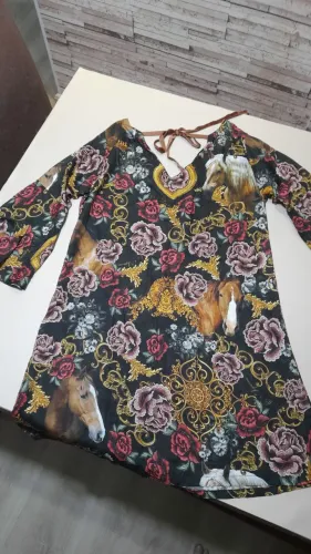 Vendo vestido estampado seminovo Tam M