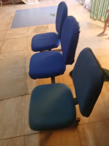 cadeiras e longarinas