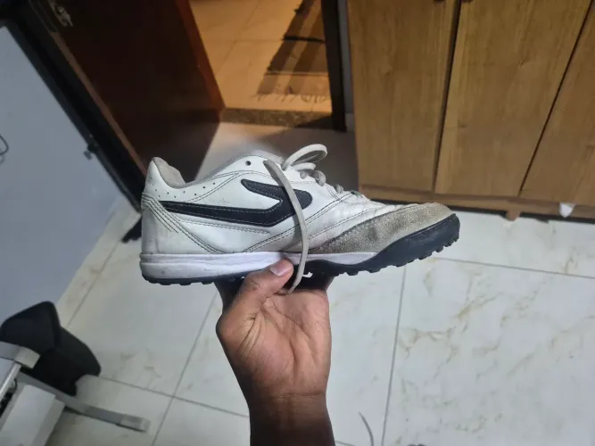 Chuteira Topper