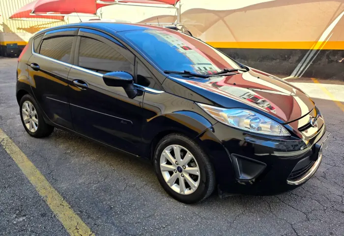 Ford Fiesta SE 1.6 16V Flex 5P 2012