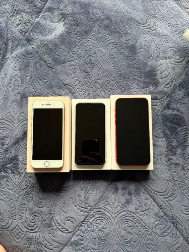 Lote com 3 iPhones | iPhone 12 + 8 + SE | Caixas Originais