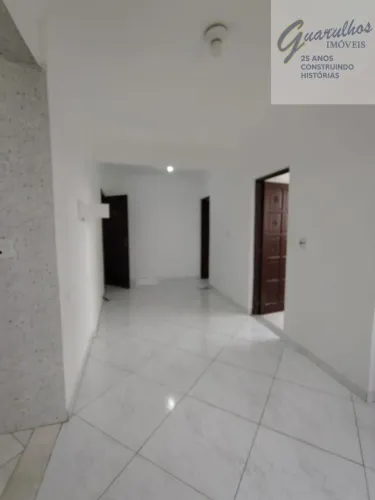 excelente casa no jd vila Galvão R$ 1.400,00