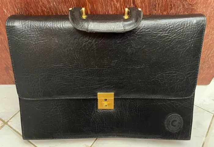 Elegante pasta executiva em couro TEX  - pouquíssimo utilizada