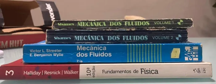 Livros de fisica fluidos/eletromag