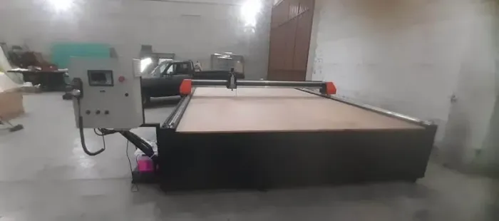 Vendo Router CNC industrial em Perfeito Estado excelente para usinagem de mdf