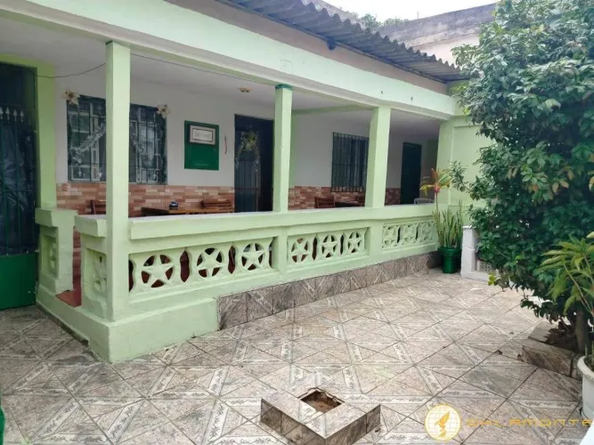 Casa com 5 Quarto(s) e 3 banheiro(s) para Alugar, 2220 m² por R$ 639000 / Mês
