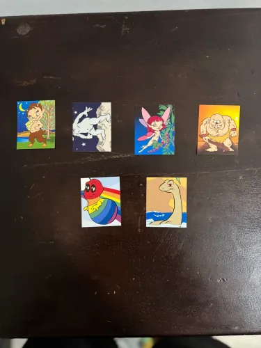 Figurinhas álbum mitos Mania