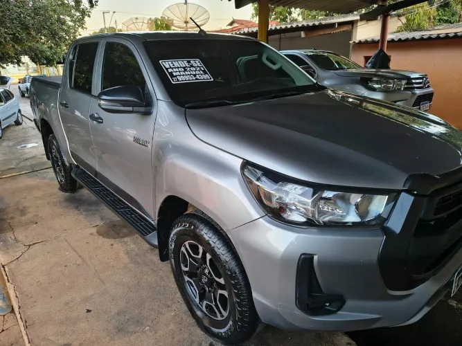 Toyota Hilux CD 4X4 2.8 Diesel Mec. 2021