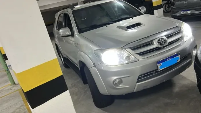Toyota Hilux SW4 SRV D4-d 4X4 3.0 TDI Dies. AUT 2007