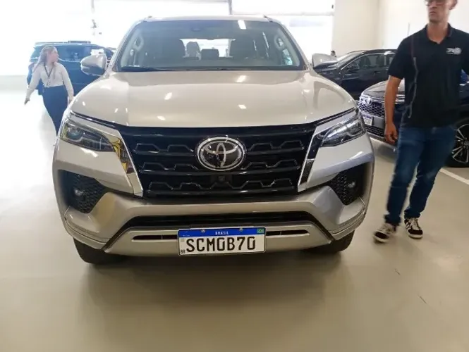 Toyota Hilux SW4 SRX 4X4 2.8 TDI 16V Dies. Aut. 2022