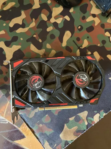 Placa de vídeo - GTX 750 Ti 2GB GDDR5