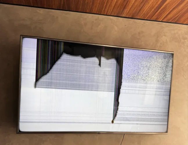 Televisão TV 75 Polegadas LG - TELA COM DEFEITO