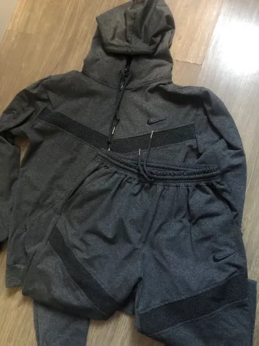 Conjunto moletom nike