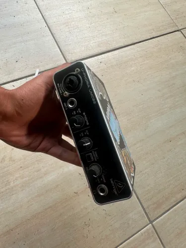 Interface de áudio 