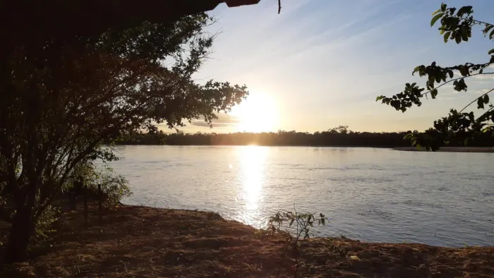OPORTUNIDADE ÀS MARGENS DO RIO ARAGUAIA - PRÓXIMO A ARUANÃ/GO