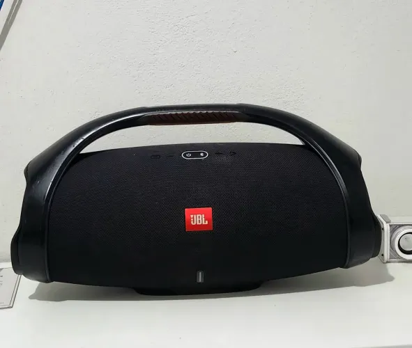 Vendo JBL bombox 2 