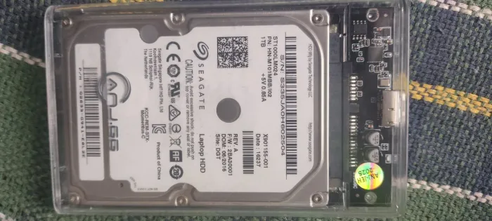 HD SEAGATE 1TB (Terabyte)
