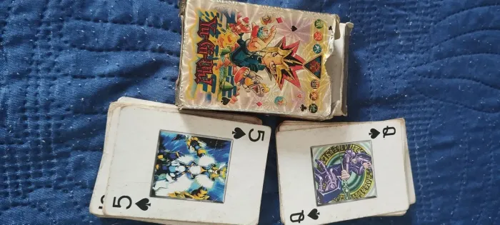 Baralho de cartas Yu-Gi-Oh raro anos 2000