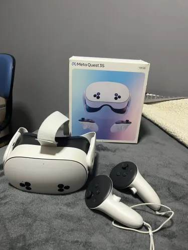 ÓCULOS VR META QUEST 3S 128 GB + 2 CONTROLES
