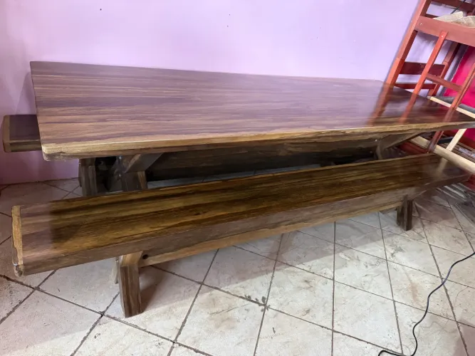 Mesa com dois bancos 3.00 de comprimento nova madeira cinzeiro