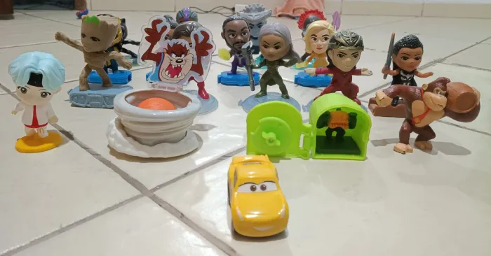 Brinquedos McDonald's Lote de 18 peças