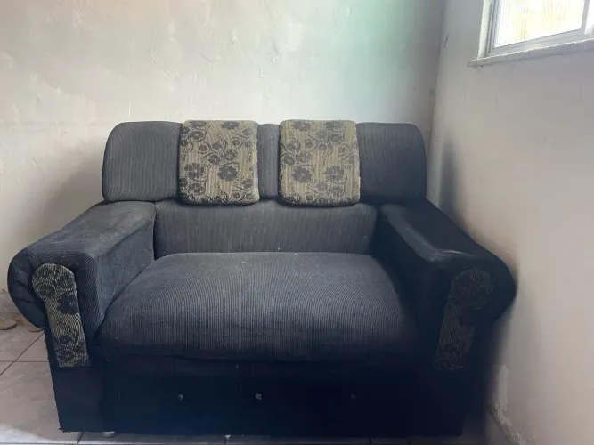 Sofá 2 lugares